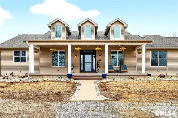 $728,000 | 3661 Cole Hollow Road, Pekin, IL 61554