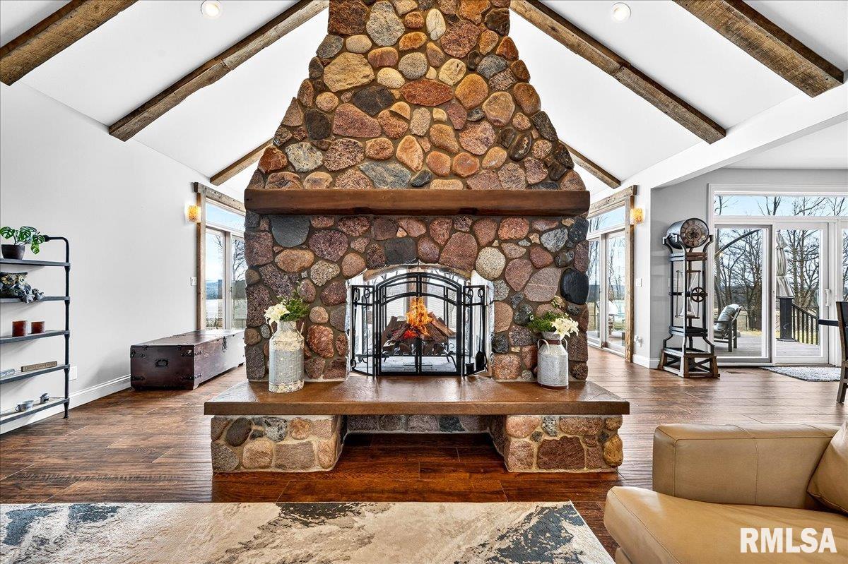 3661 Cole Hollow Road Pekin, IL 61554 - Photo 11 of 57