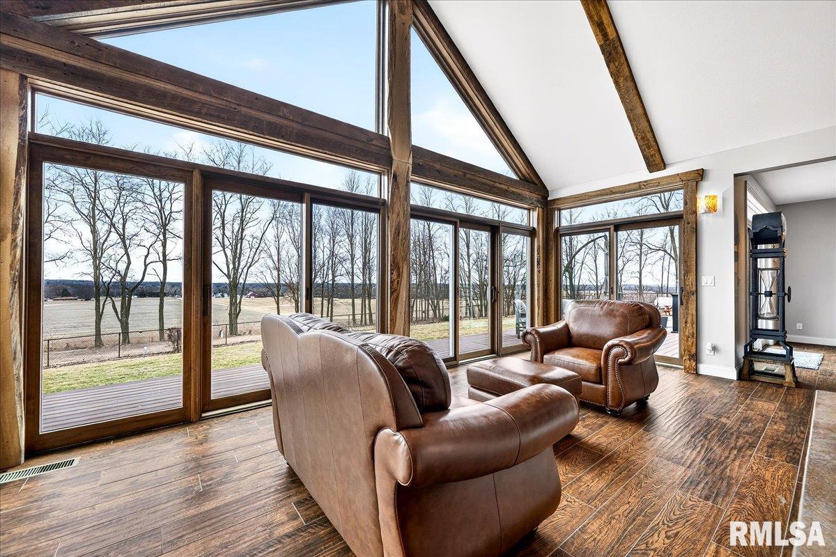 3661 Cole Hollow Road Pekin, IL 61554 - Photo 14 of 57