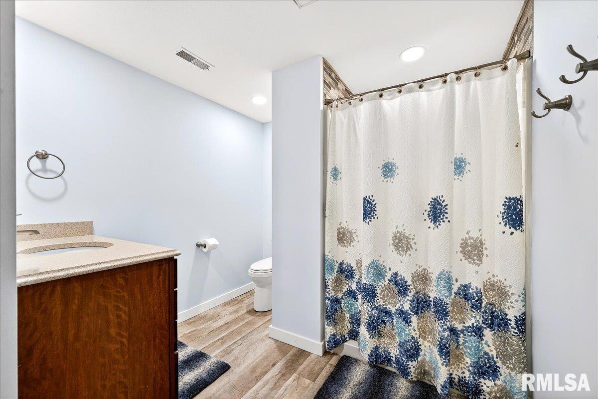 3661 Cole Hollow Road Pekin, IL 61554 - Photo 31 of 57