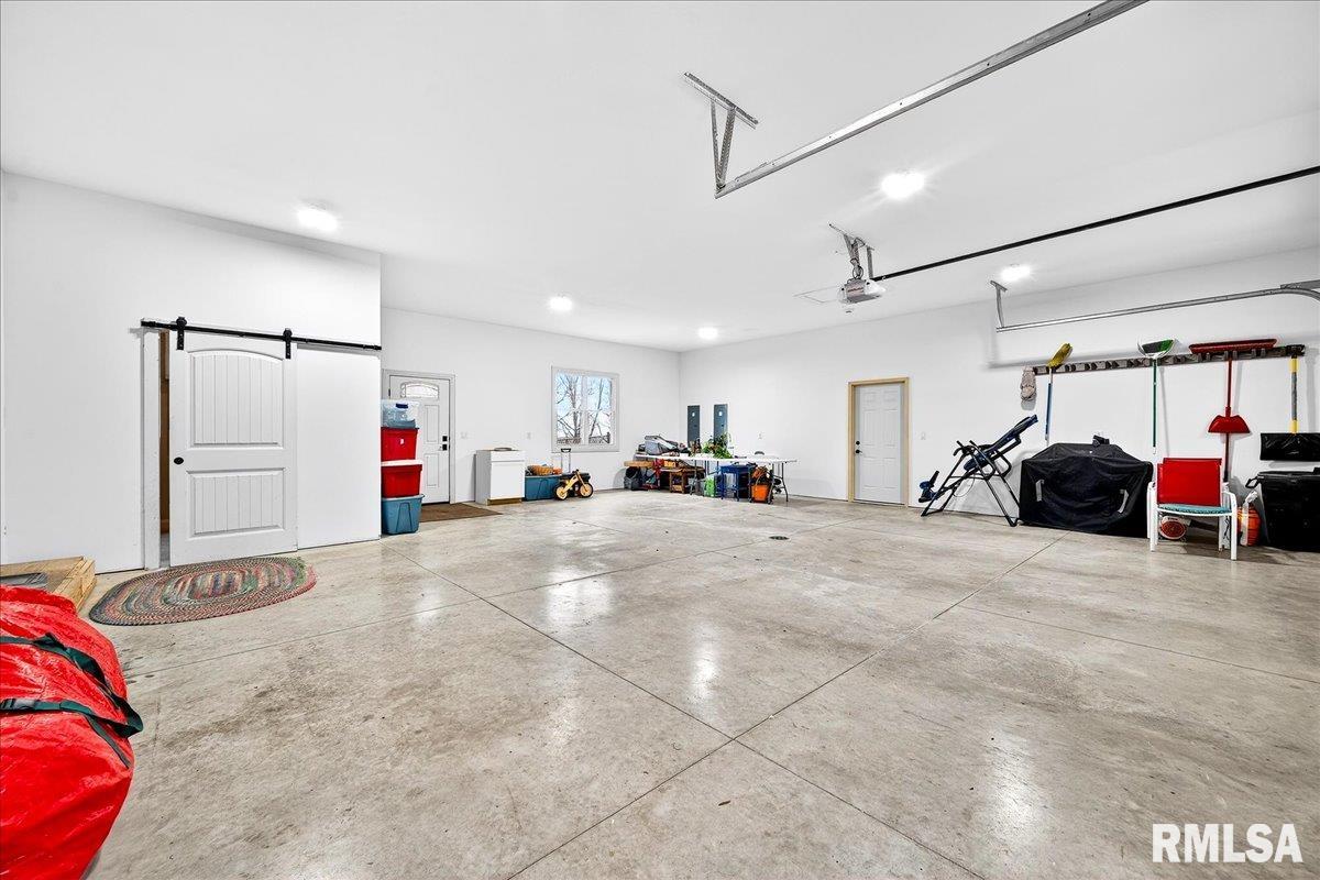 3661 Cole Hollow Road Pekin, IL 61554 - Photo 41 of 57