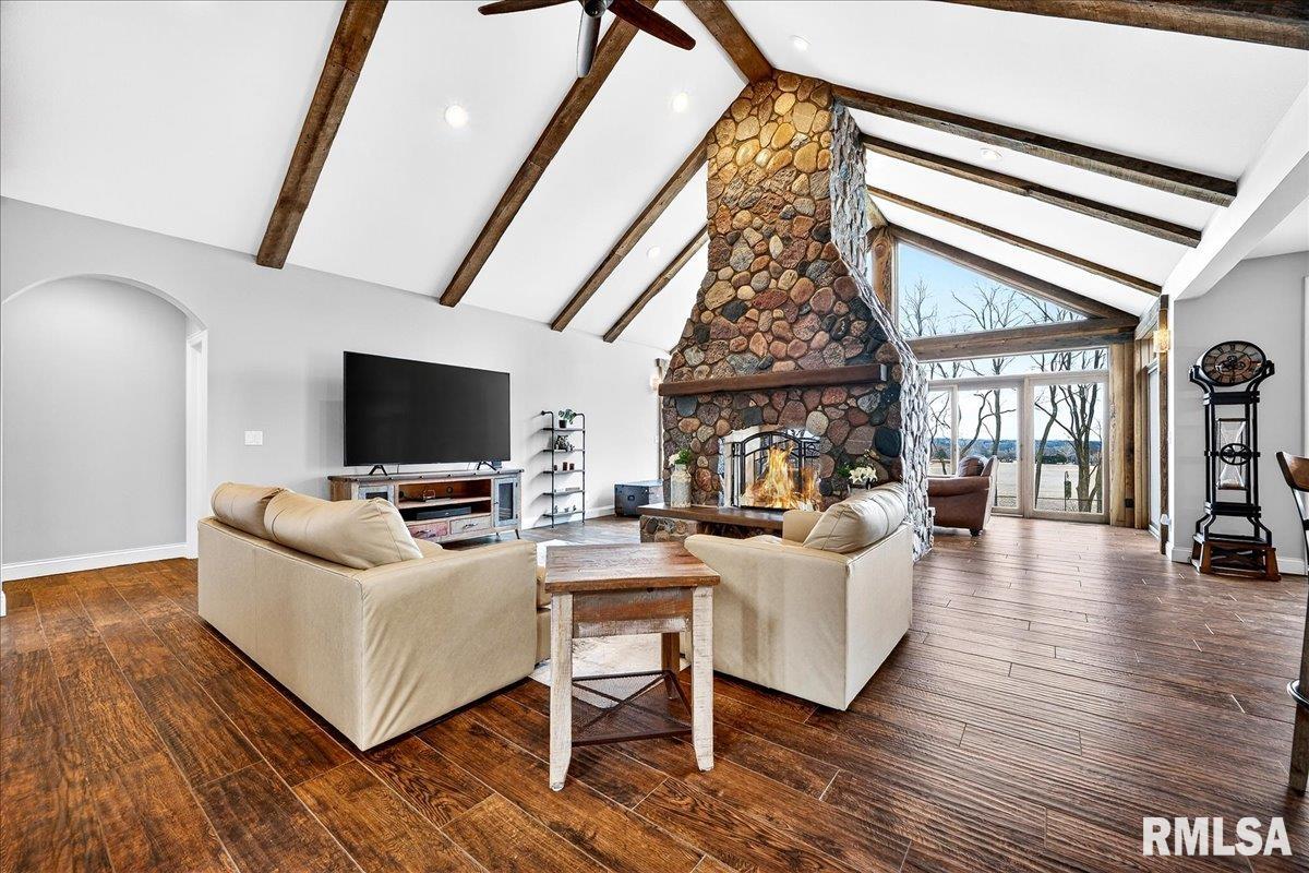 3661 Cole Hollow Road Pekin, IL 61554 - Photo 9 of 57