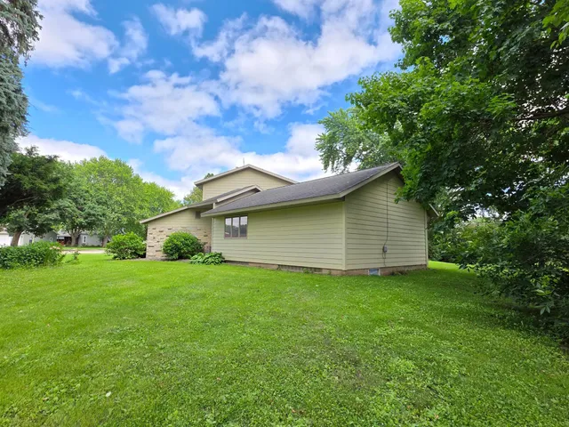 $339,900 | 240 1st Street Southwest, Elgin, MN 55932