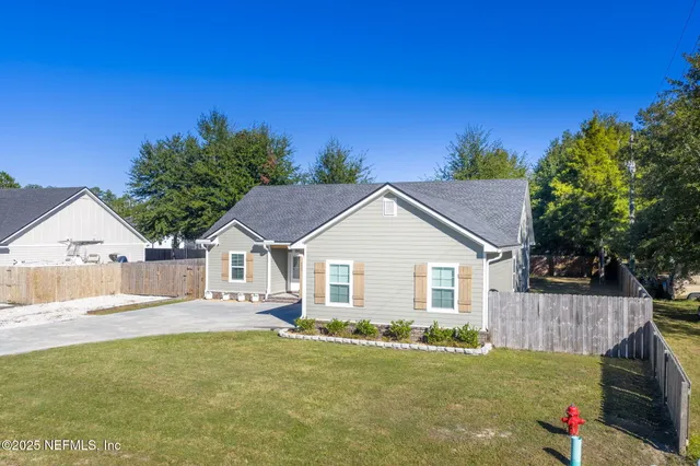 a view of a house with a outdoor space