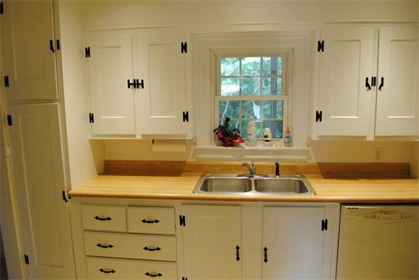 45 Wampatuck Road Braintree, MA 02184 - Photo 3 of 15 Gallery Image 3