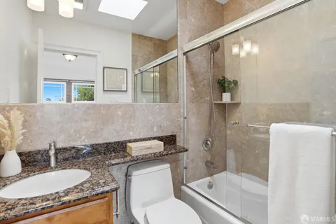 $1,295,000 | 2487 33rd Avenue, San Francisco, CA 94116