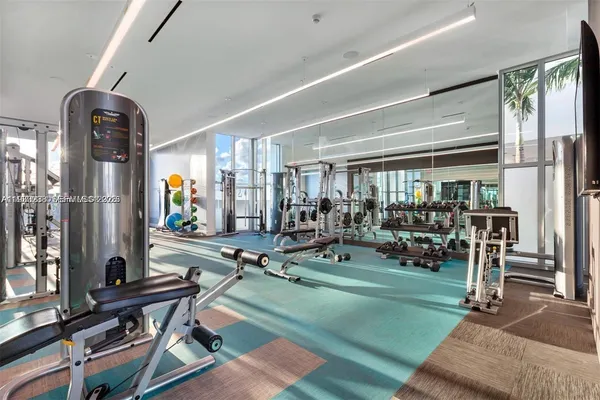$490,000 | 3900 Biscayne Boulevard, Unit N905, Miami, FL 33137