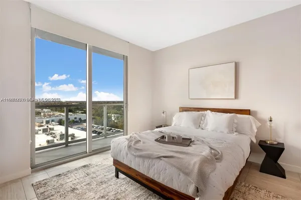 $490,000 | 3900 Biscayne Boulevard, Unit N905, Miami, FL 33137