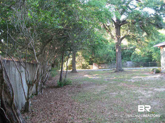4157 Dickson Lane Mobile, AL 36618 - Photo 29 of 32