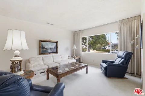 $1,695,000 | 3335 Cabrillo Boulevard, Los Angeles, CA 90066