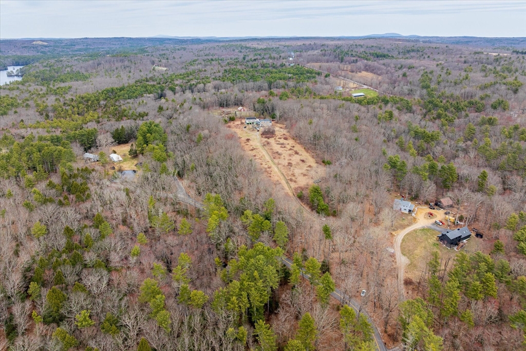 40 Brooks Pond Road North Brookfield, MA 01535 - Photo 5 of 9 Gallery Image 5