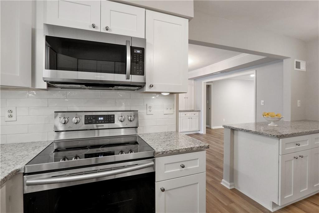 60 Chaumont Square Northwest Atlanta, GA 30327 - Photo 11 of 25