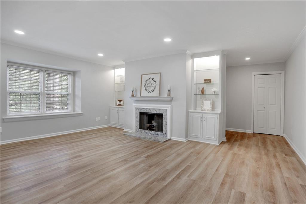 60 Chaumont Square Northwest Atlanta, GA 30327 - Photo 2 of 25