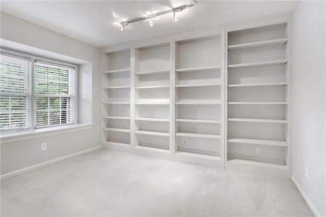 $2,750 | 60 Chaumont Square Northwest, Atlanta, GA 30327