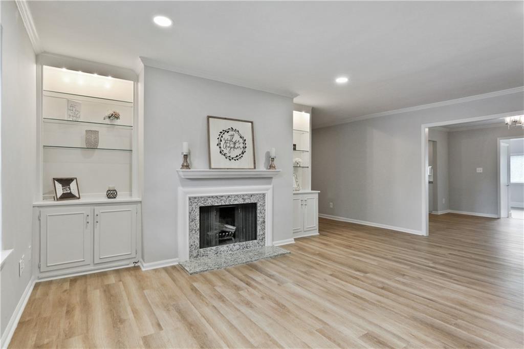 60 Chaumont Square Northwest Atlanta, GA 30327 - Photo 3 of 25