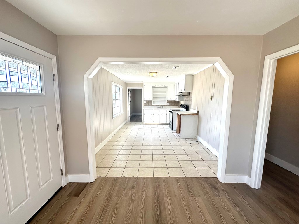 1098 Malvern Road Dothan, AL 36301 - Photo 4 of 15