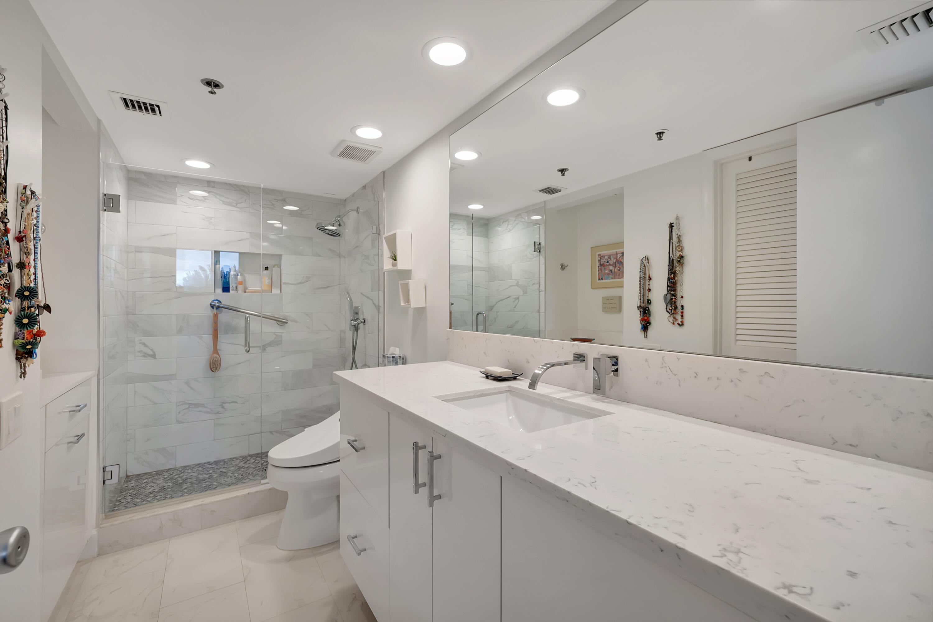 2687 North Ocean Boulevard, Unit G205 Boca Raton, FL 33431 - Photo 20 of 78 DSC_5136