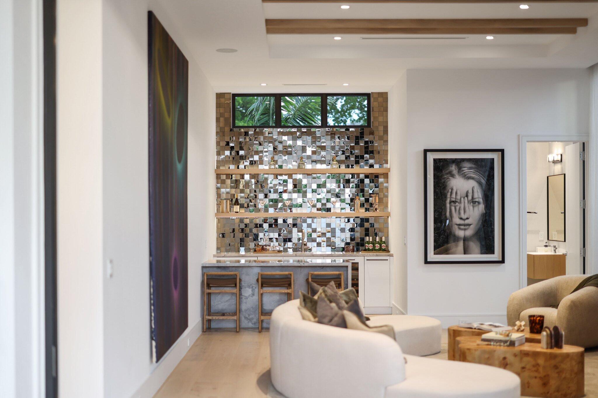 340 Grove Place Delray Beach, FL 33444 - Photo 29 of 89 bar