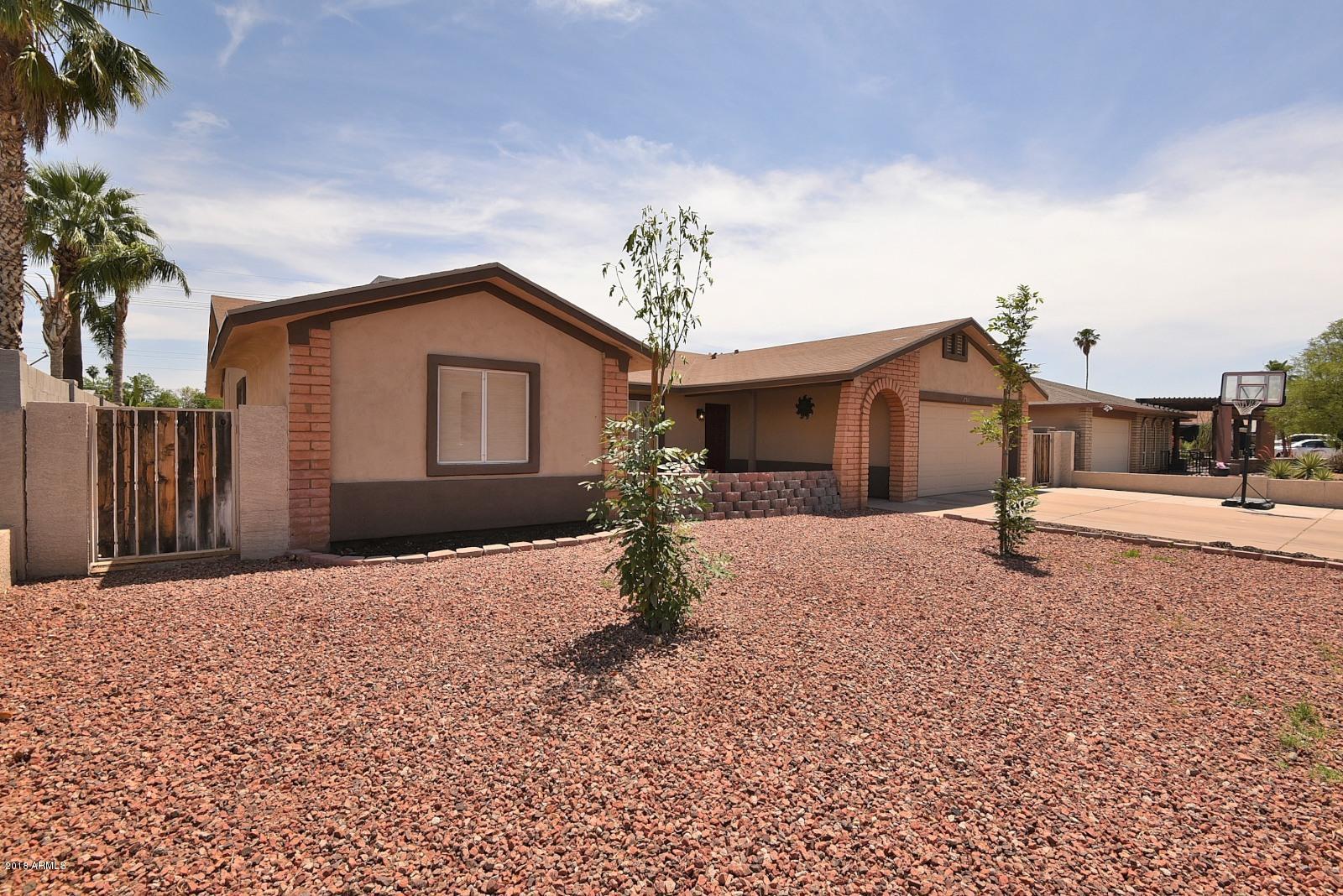 2511 South Evergreen Road Tempe, AZ 85282 - Photo 1 of 32 WELCOME HOME!!