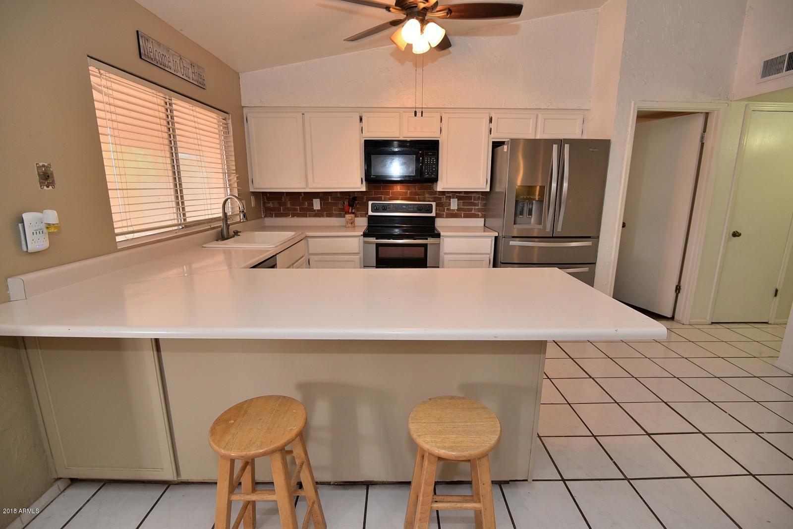 2511 South Evergreen Road Tempe, AZ 85282 - Photo 11 of 32 DSC_0645
