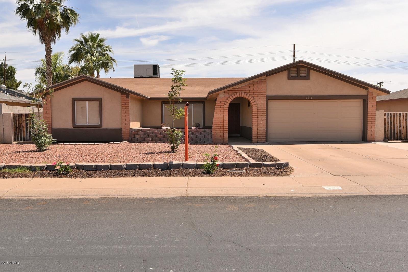 2511 South Evergreen Road Tempe, AZ 85282 - Photo 2 of 32 DSC_0611