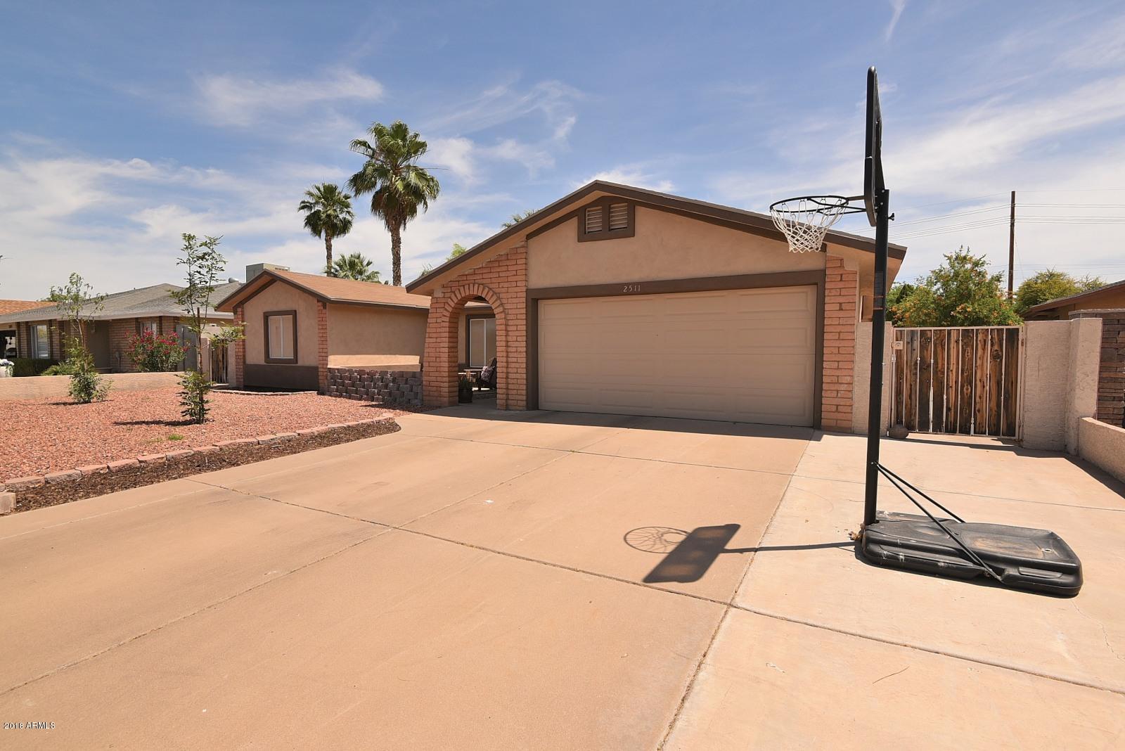 2511 South Evergreen Road Tempe, AZ 85282 - Photo 3 of 32 DSC_0614