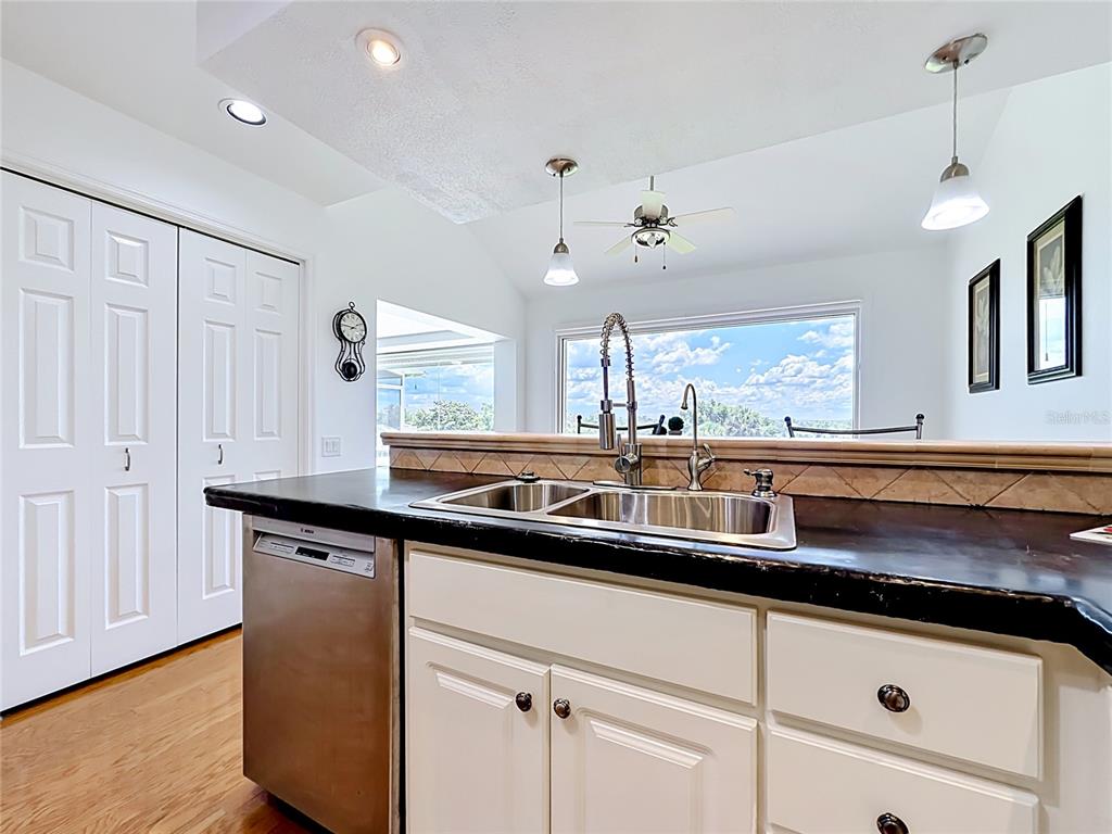 6042 Topsail Road Lady Lake, FL 32159 - Photo 21 of 72