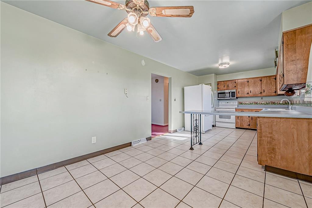 4040 Slope Hill Road Mount Pleasant, PA 15666 - Photo 6 of 24 Gallery Image 6