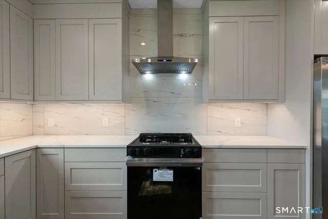 $614,900 | 410 Alba Avenue, Bridgeport, CT 06606