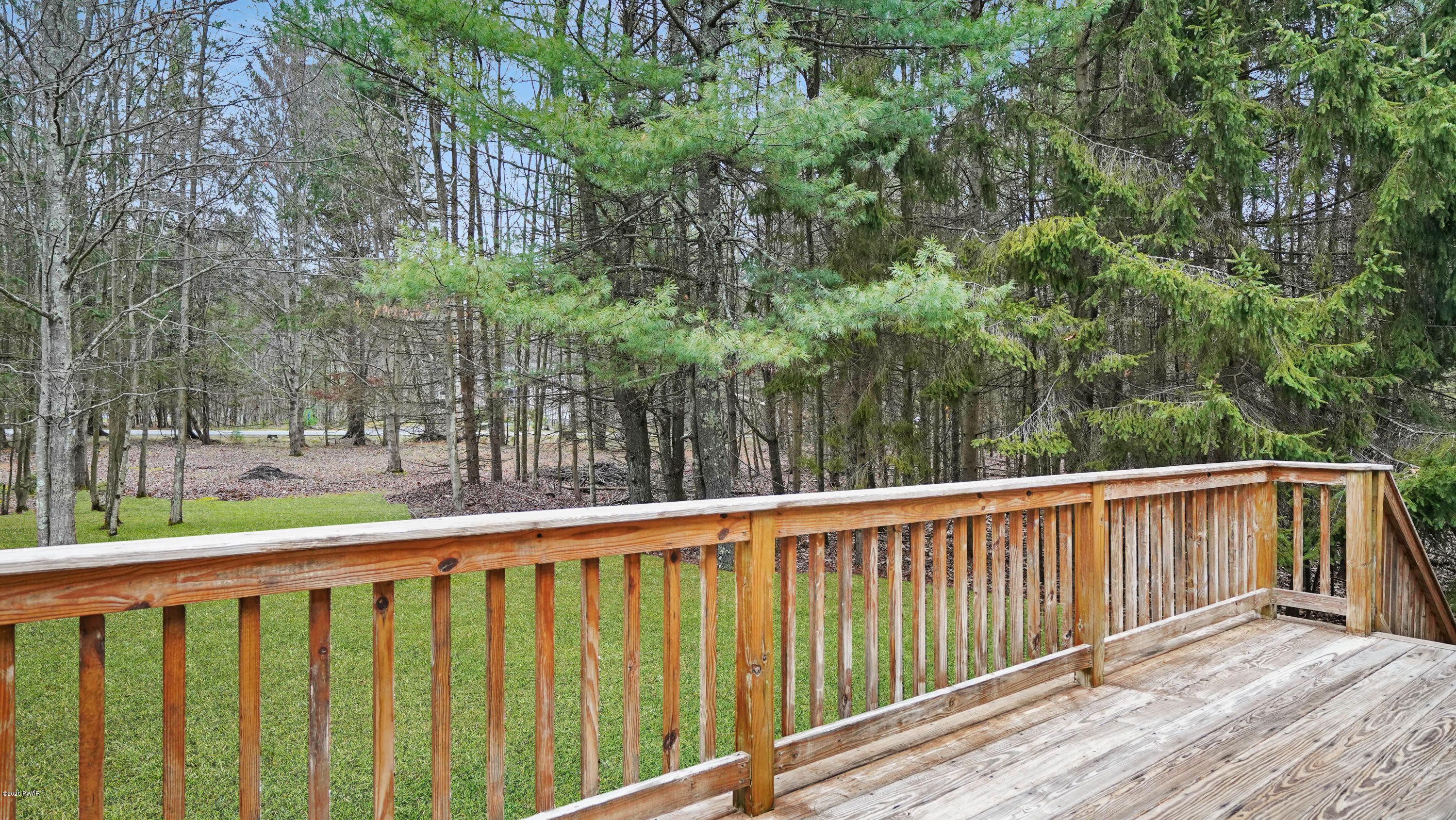 524 Raymondskill Road Milford, PA 18337 - Photo 8 of 27 DSC03708