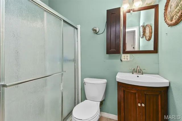 $335,000 | 9753 State Hwy CC, Niangua, MO 65713