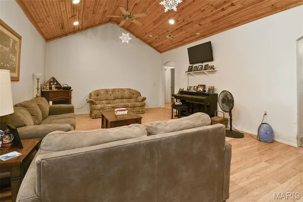 $275,000 | 9753 State Hwy CC, Niangua, MO 65713