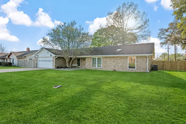 $248,000 | 1609 Bowie Street, Liberty, TX 77575