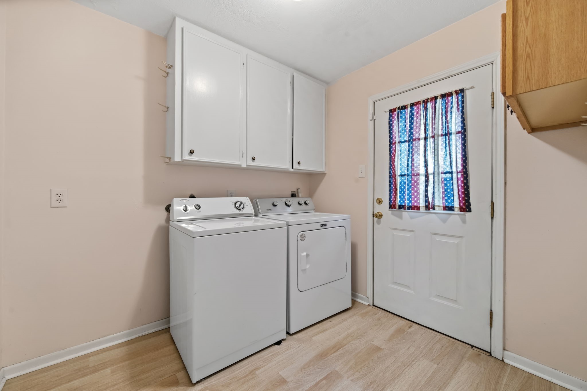 1609 Bowie Street Liberty, TX 77575 - Photo 23 of 24 a view of utility room with washer and dryer
