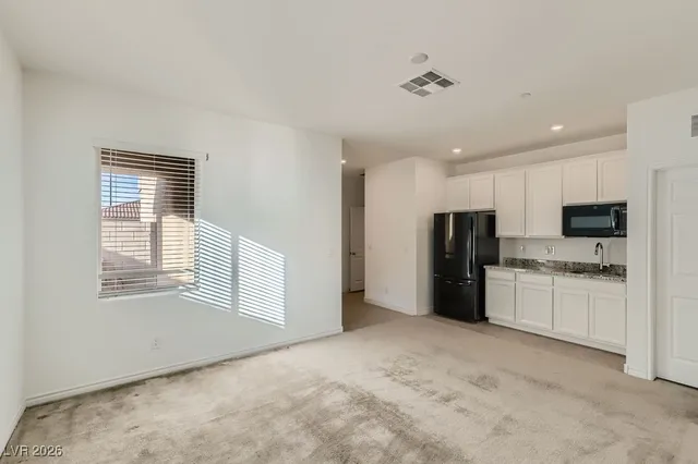 $3,225 | 1820 Pendleton Ridge Street, Henderson, NV 89002