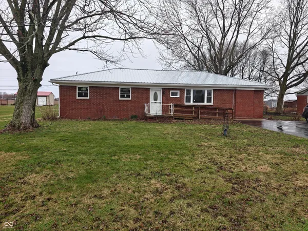 $3,900 | 2183 South Fairview Drive, Shelbyville, IN 46176