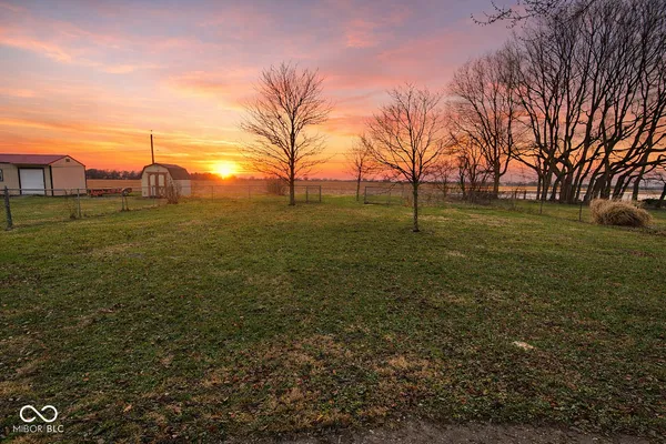 $3,900 | 2183 South Fairview Drive, Shelbyville, IN 46176