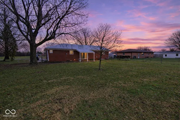 $3,900 | 2183 South Fairview Drive, Shelbyville, IN 46176