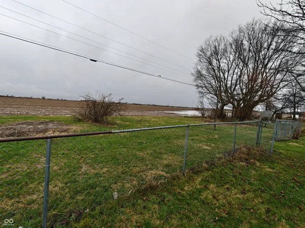 $3,900 | 2183 South Fairview Drive, Shelbyville, IN 46176