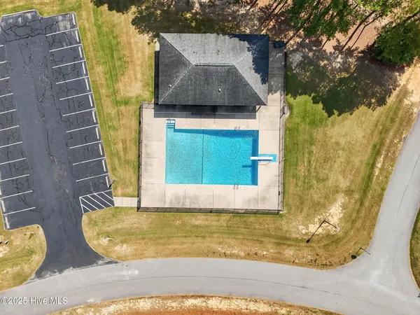$799,900 | 296 Shoreline Drive, Princeton, NC 27569