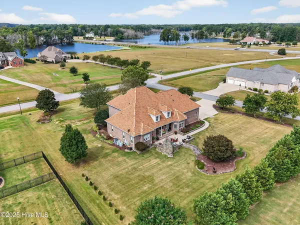 $799,900 | 296 Shoreline Drive, Princeton, NC 27569