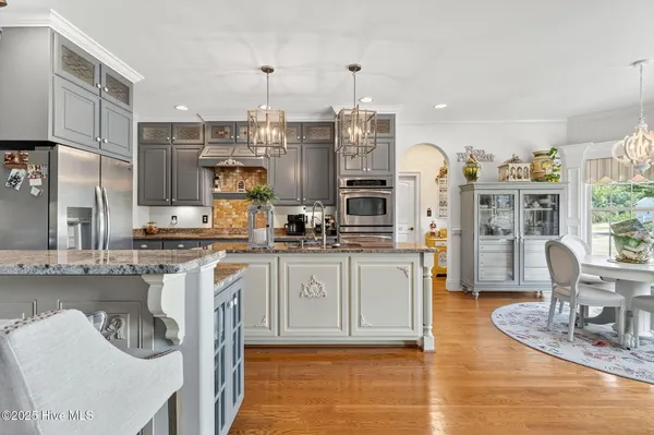 $799,900 | 296 Shoreline Drive, Princeton, NC 27569