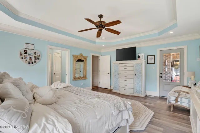 $829,900 | 296 Shoreline Drive, Princeton, NC 27569