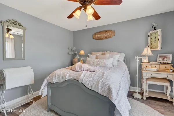 $799,900 | 296 Shoreline Drive, Princeton, NC 27569