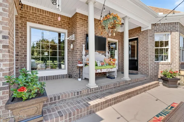 $799,900 | 296 Shoreline Drive, Princeton, NC 27569