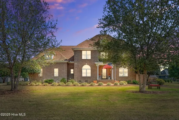$799,900 | 296 Shoreline Drive, Princeton, NC 27569
