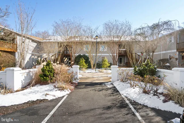 $359,000 | 18530 Drayton Hall Road, Unit 4, Lewes, DE 19958