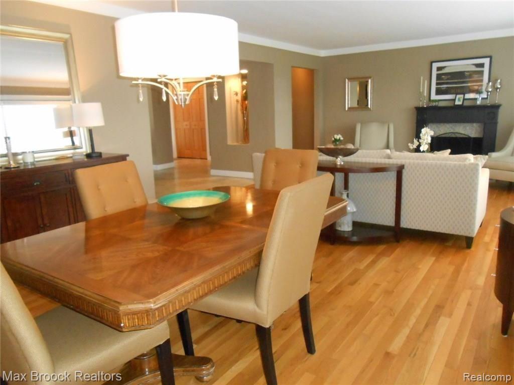 2775 Acorn Road Bloomfield Hills, MI 48302 - Photo 7 of 49 Great Room Another View