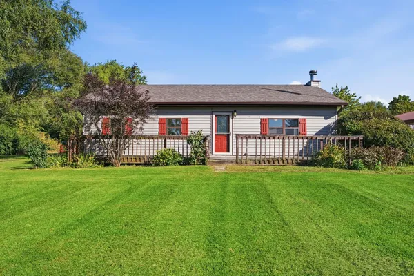 $265,000 | 2707 North 35th Road, Seneca, IL 61360