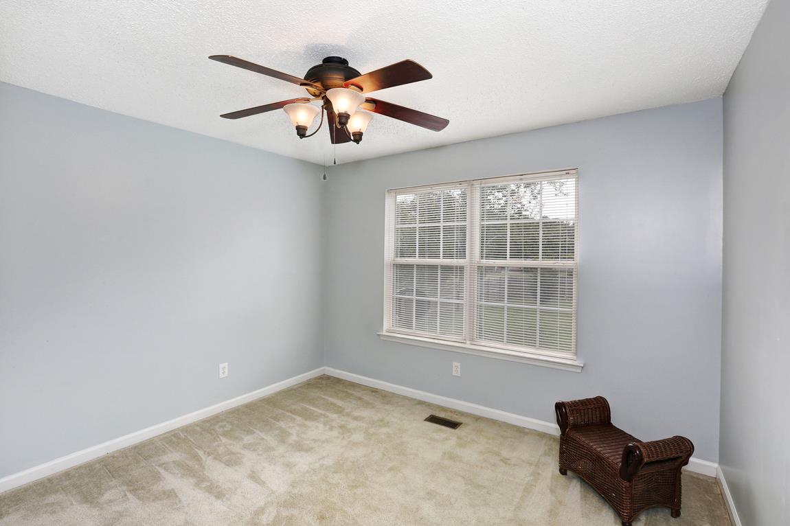 206 Macedonia Road Ardmore, AL 35739 - Photo 16 of 21 Second bedroom